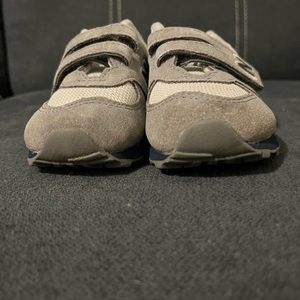 Toddlers sneakers